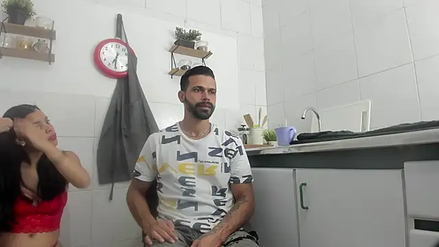 Snapshot of max_ashley_mds chatting on October 19, 1:45 pm max ashley mds online show from October 19, 1:45 pm