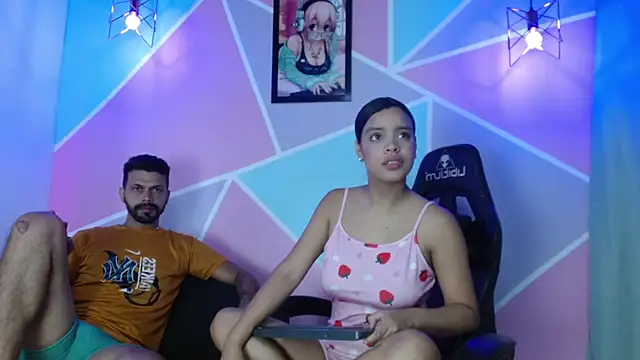 Snapshot of max_ashley_mds chatting on November 2, 1:46 pm max ashley mds online show from November 2, 1:46 pm