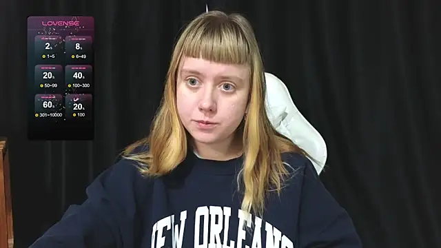 June shy0 online show from December 23, 8:12 am