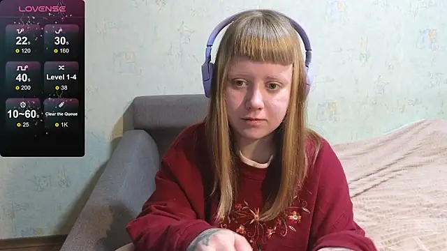 June shy0 online show from February 4, 8:09 am