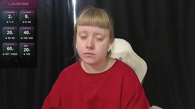 Snapshot of June_shy0 chatting on April 15, 7:48 am June shy0 online show from April 15, 7:48 am