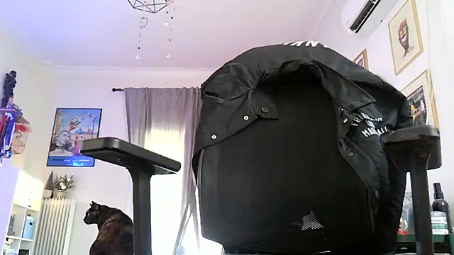 Snapshot of Bigone_uncut chatting on April 6, 8:59 am Bigone uncut online show from April 6, 8:59 am