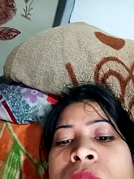 Snapshot of Queen_suman chatting on December 8, 4:35 am Queen suman online show from December 8, 4:35 am