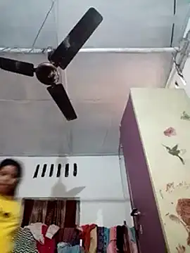 Snapshot of Queen_suman chatting on January 2, 4:52 am Queen suman online show from January 2, 4:52 am