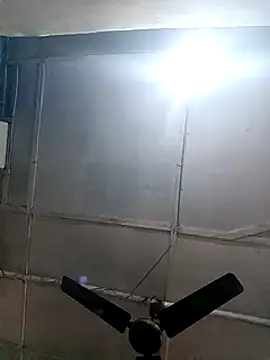 Snapshot of Queen_suman chatting on January 18, 5:10 am Queen suman online show from January 18, 5:10 am