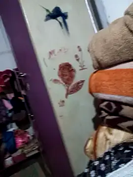 Snapshot of Queen_suman chatting on January 19, 12:50 pm Queen suman online show from January 19, 12:50 pm