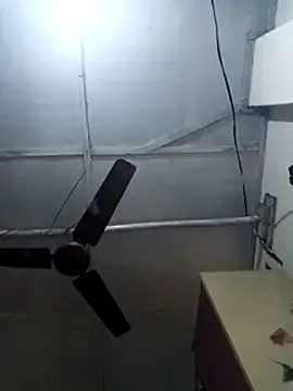 Snapshot of Queen_suman chatting on January 31, 9:05 am Queen suman online show from January 31, 9:05 am