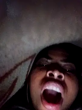 Snapshot of Queen_suman chatting on February 21, 5:31 pm Queen suman online show from February 21, 5:31 pm