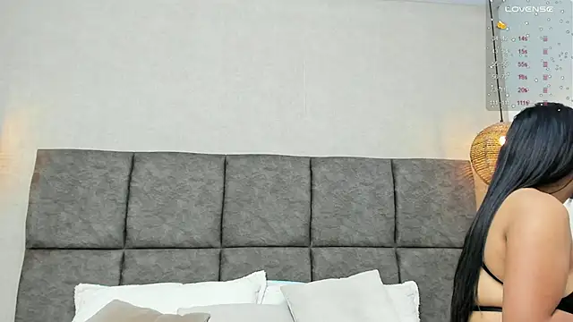 megan bakers online show from December 3, 12:06 pm