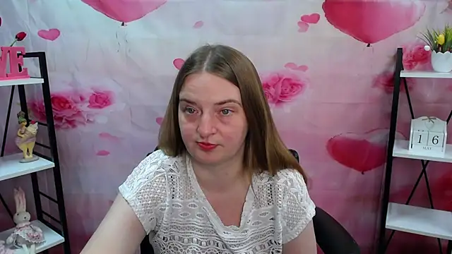 FreyaDak online show from May 17, 5:09 pm