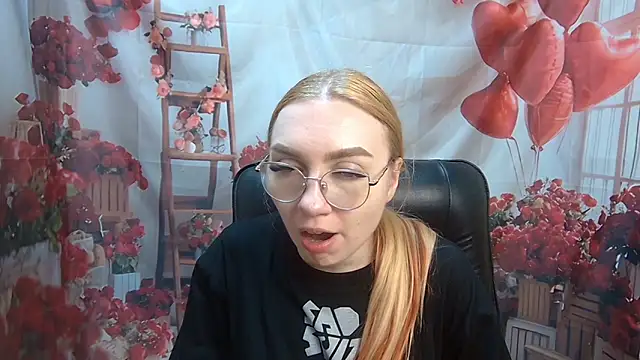 BeatriceFly online show from May 24, 11:37 am