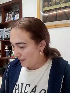 Snapshot of skayhot_ chatting on February 16, 12:01 pm skayhot online show from February 16, 12:01 pm