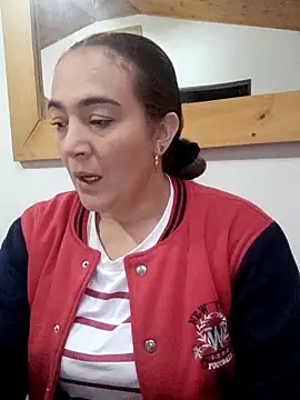 Snapshot of skayhot_ chatting on February 25, 11:31 am skayhot online show from February 25, 11:31 am