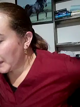 Snapshot of skayhot_ chatting on March 9, 11:36 am skayhot online show from March 9, 11:36 am