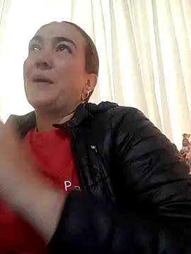 Snapshot of skayhot_ chatting on March 10, 12:21 pm skayhot online show from March 10, 12:21 pm