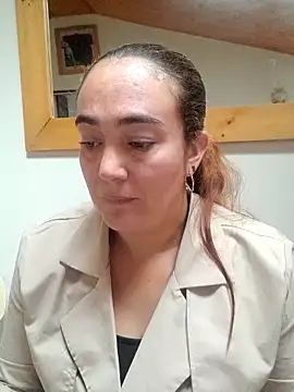 Snapshot of skayhot_ chatting on April 1, 1:52 pm skayhot online show from April 1, 1:52 pm