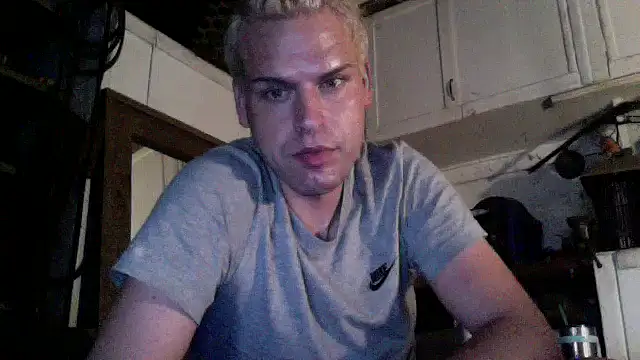 Dreagon79 online show from May 11, 5:43 pm