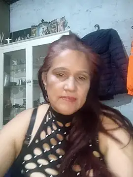 Edged Hot69 online show from November 9, 9:02 pm