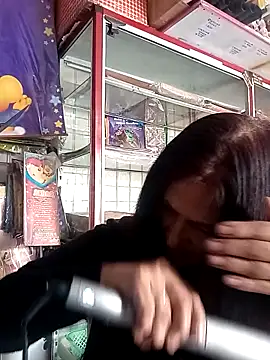 Snapshot of Edged_Hot69 chatting on March 12, 3:18 pm Edged Hot69 online show from March 12, 3:18 pm