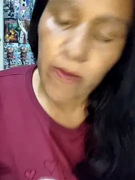 Snapshot of Edged_Hot69 chatting on March 18, 2:04 am Edged Hot69 online show from March 18, 2:04 am