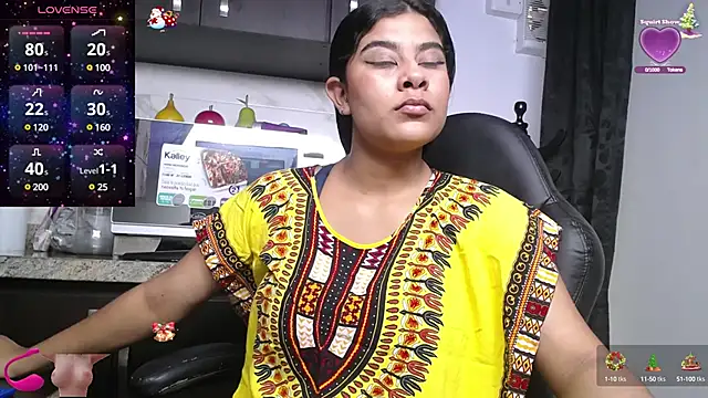 iniyalaboni online show from December 24, 8:05 pm