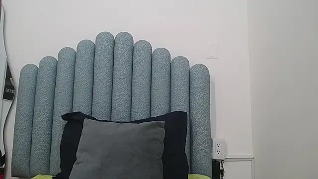 iniyalaboni online show from March 12, 12:26 pm