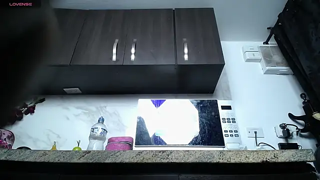 iniyalaboni online show from November 15, 8:27 pm