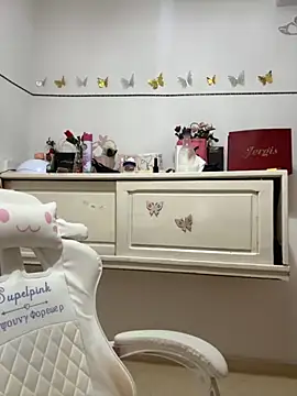 Hot malak online show from October 1, 8:15 pm