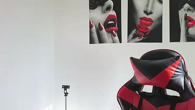 Snapshot of tammyandrade_ chatting on July 10, 1:36 pm tammyandrade online show from July 10, 1:36 pm