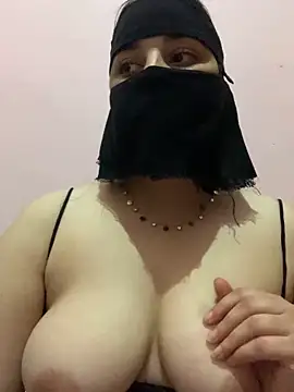 Miss-Soka online show from December 15, 5:10 pm