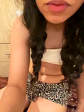 3ashi9aa online show from October 13, 10:15 am