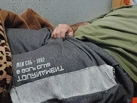 mfreitas005 online show from November 7, 1:05 am