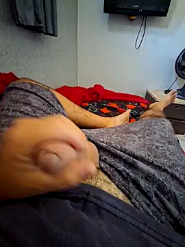 Snapshot of mfreitas005 chatting on February 25, 4:05 pm mfreitas005 online show from February 25, 4:05 pm