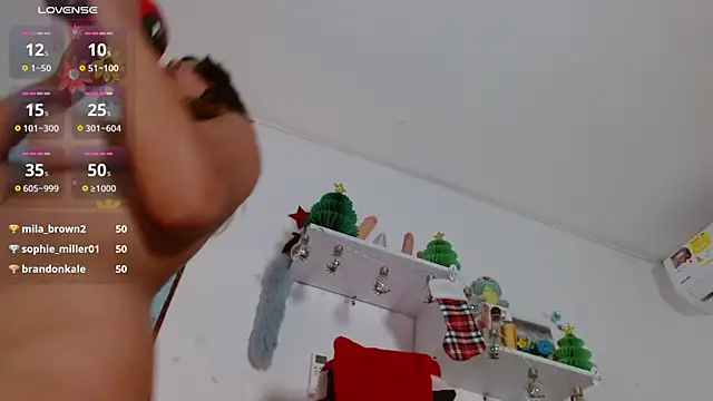Snapshot of miss_valery2 chatting on December 30, 5:26 am miss valery2 online show from December 30, 5:26 am