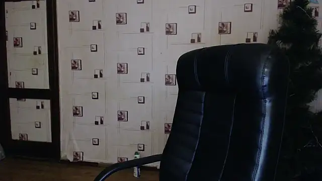 TasyaBigTTs online show from December 20, 3:53 pm