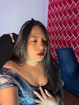 emiily15   online show from September 14, 7:35 pm