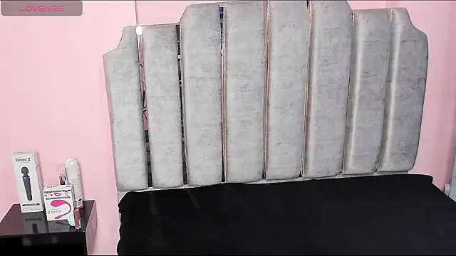 karol noa online show from January 25, 3:30 am