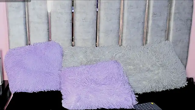 karol noa online show from March 7, 6:24 am