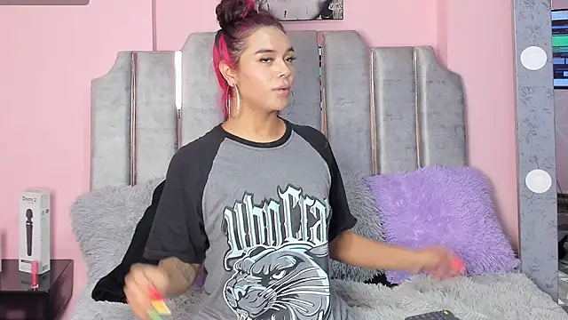 karol noa online show from March 8, 3:39 am