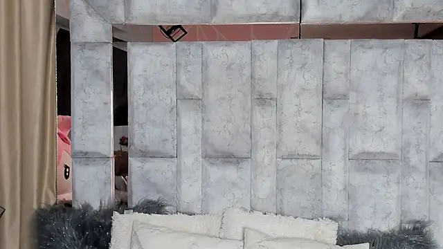 karol noa online show from September 13, 11:32 am