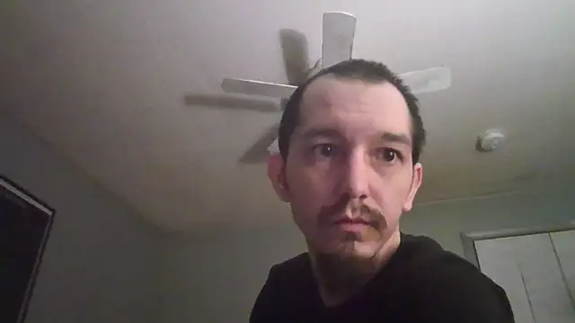 Snapshot of VanceFontaine chatting on December 28, 2:22 am VanceFontaine online show from December 28, 2:22 am