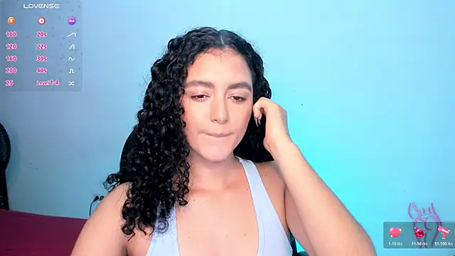 Snapshot of Adhara-zanne chatting on July 12, 9:33 am Adhara-zanne online show from July 12, 9:33 am