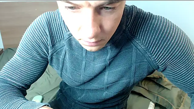 Snapshot of heilgarbest chatting on October 6, 4:10 am heilgarbest online show from October 6, 4:10 am