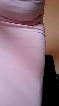 Snapshot of Goodgirlsue_77 chatting on February 16, 3:05 pm Goodgirlsue 77 online show from February 16, 3:05 pm