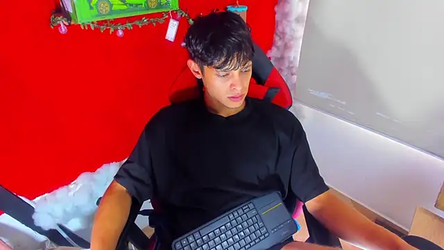 LilOwen  online show from September 14, 7:02 pm
