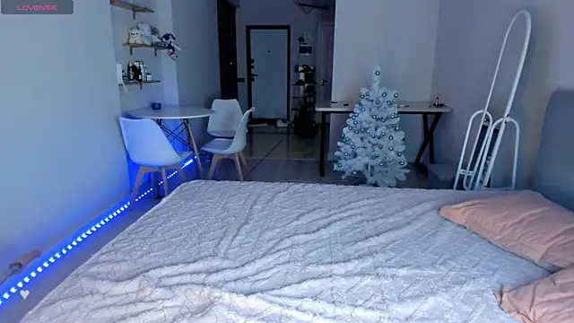 nacumi mi online show from December 20, 3:10 pm