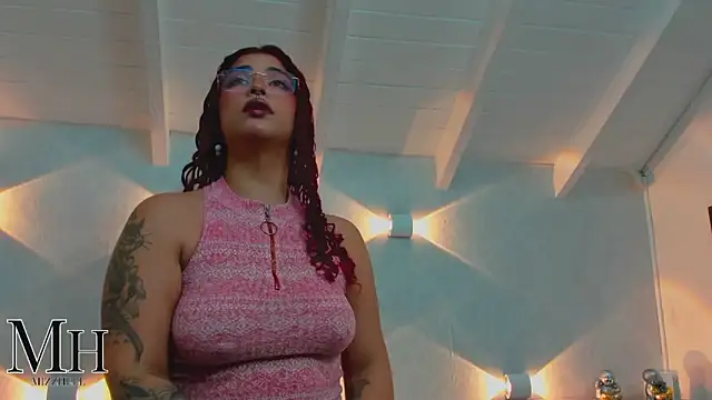 MizzHell online show from March 5, 3:46 am