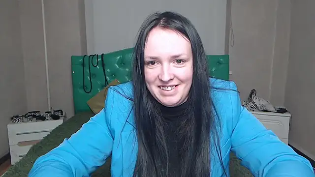 IsabelBlackberry online show from December 15, 3:20 pm
