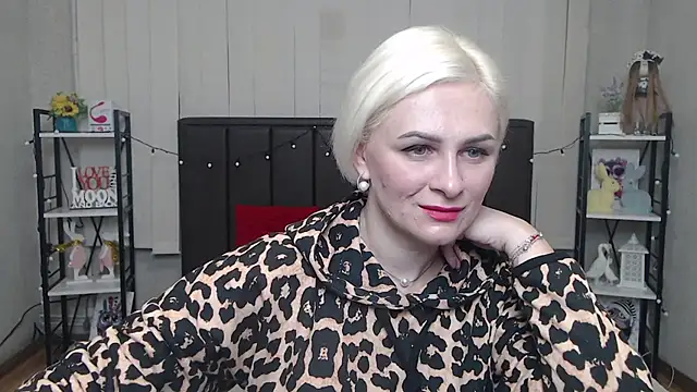 OliviaHorst online show from September 26, 5:33 am