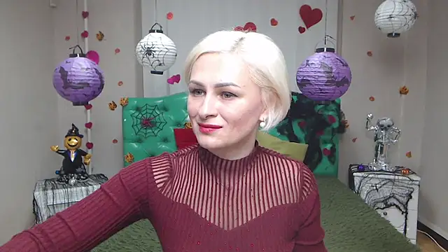 OliviaHorst online show from October 20, 5:24 pm